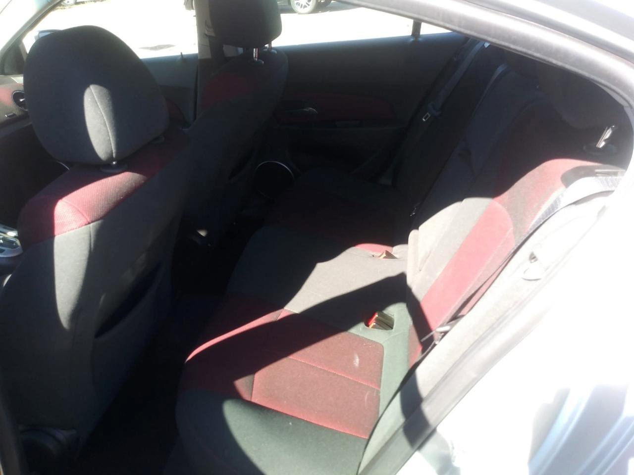 Used 2011 Chevrolet Cruze LT image 5