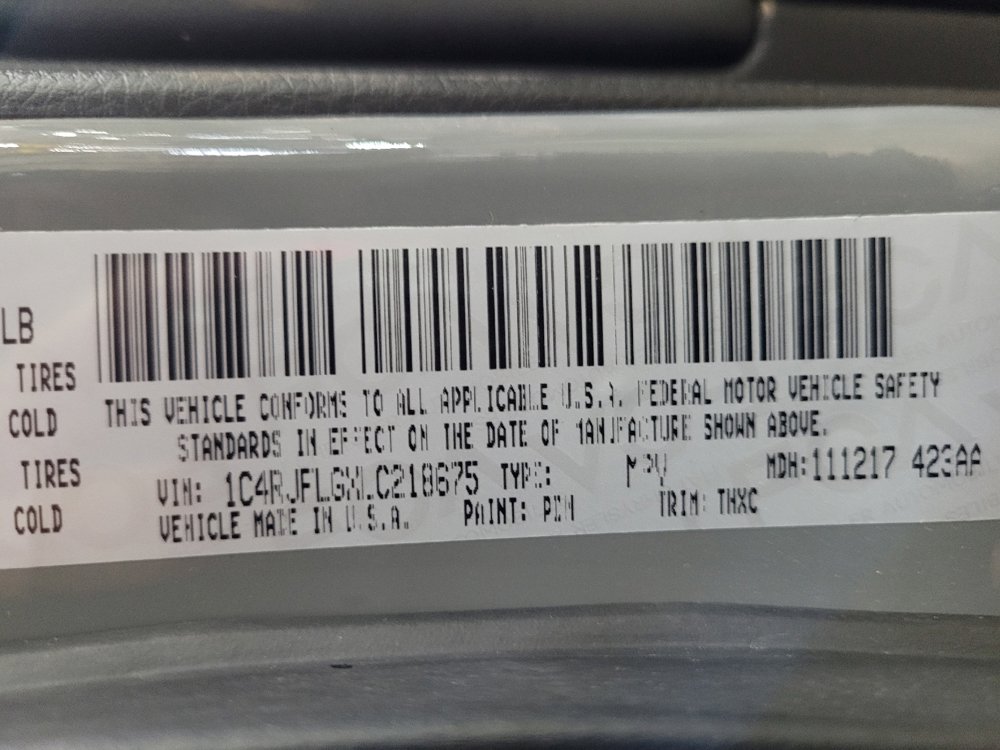 Used 2020 Jeep Grand Cherokee Trailhawk AWD/4WD image 33