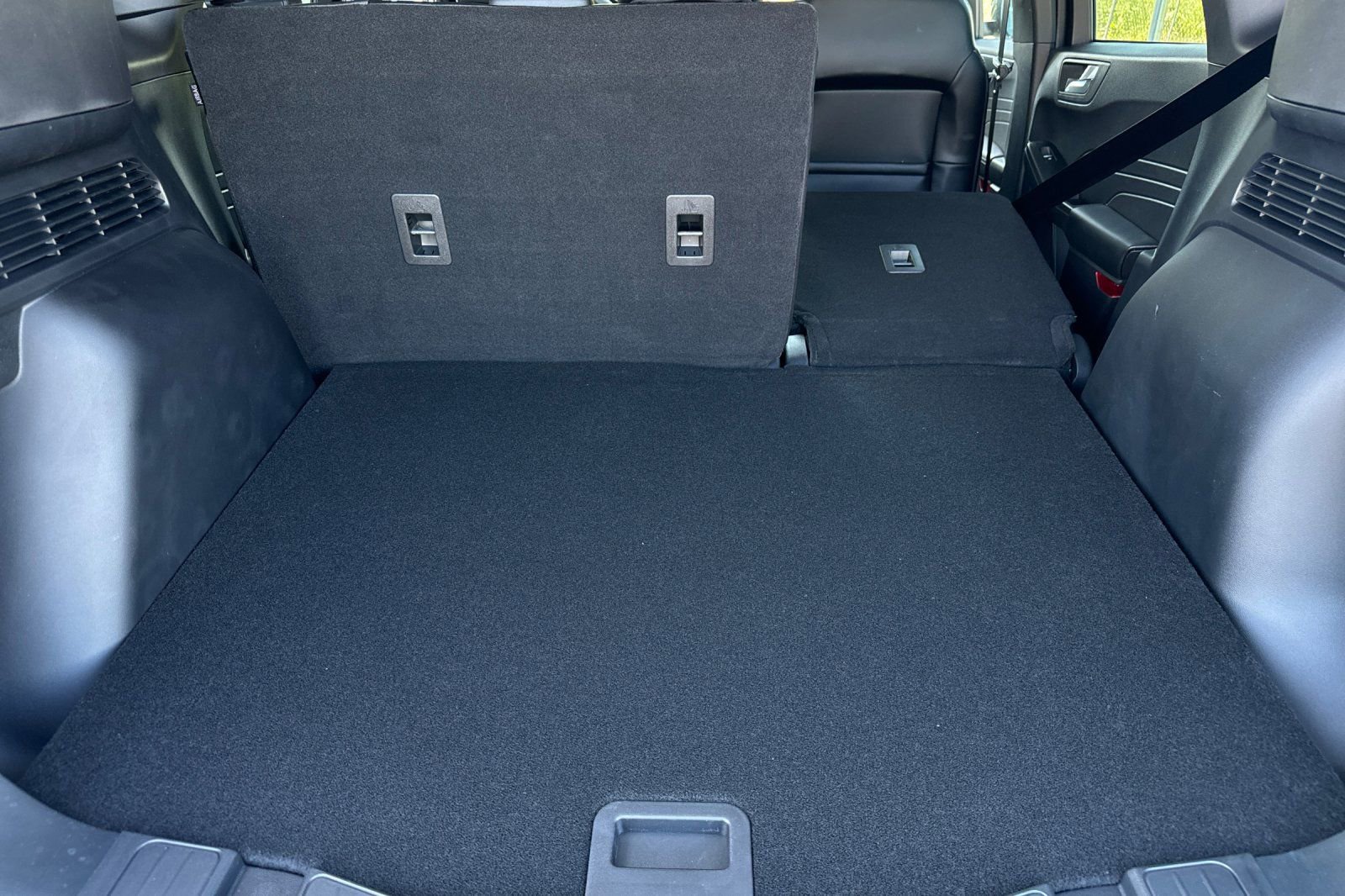 New 2025 Ford Escape SE image 15
