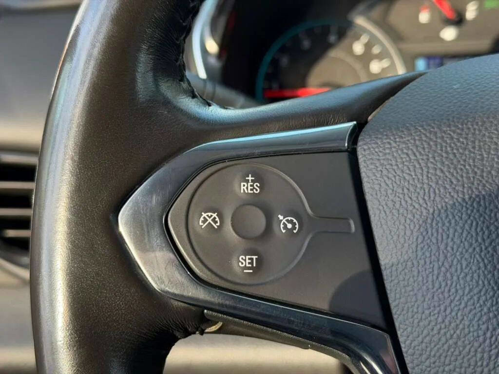 Used 2019 Chevrolet Traverse LT w/ LPO, Floor Liner Package image 15