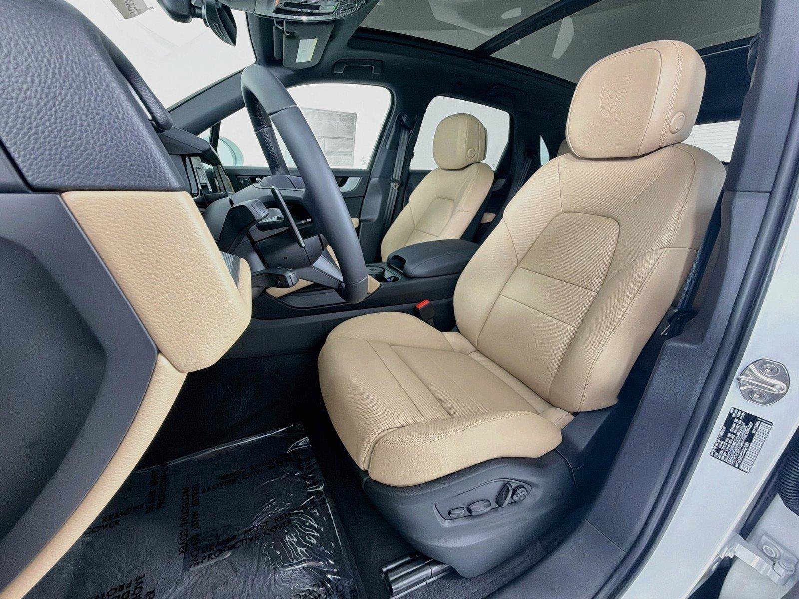 New 2026 Porsche Cayenne AWD/4WD image 5