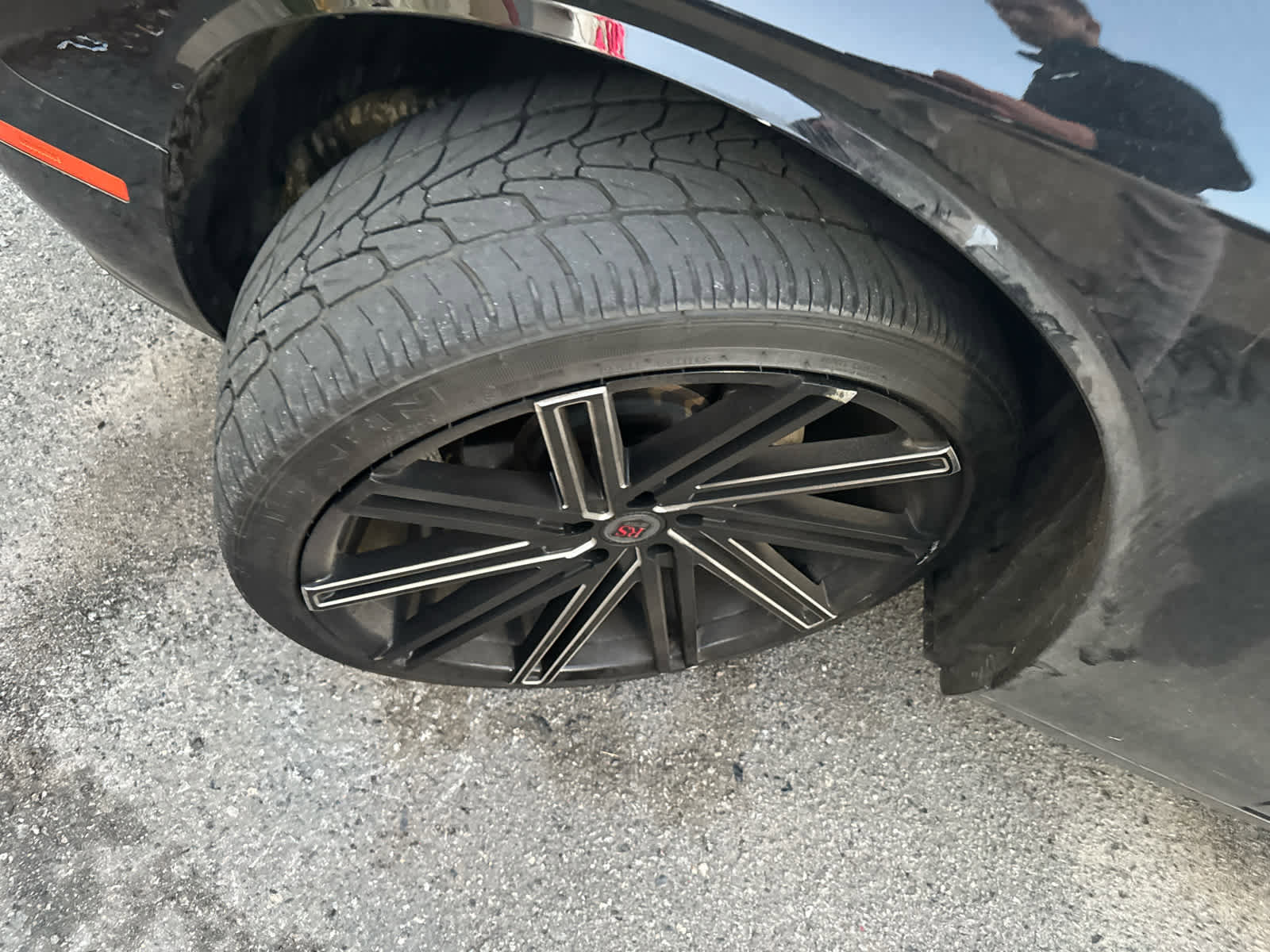 Used 2023 Dodge Challenger SXT w/ Blacktop Package image 8