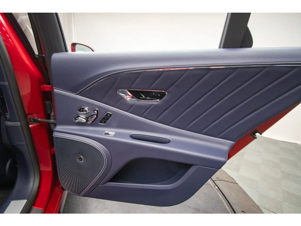 Certified 2024 Bentley Flying Spur S V8 AWD/4WD image 41