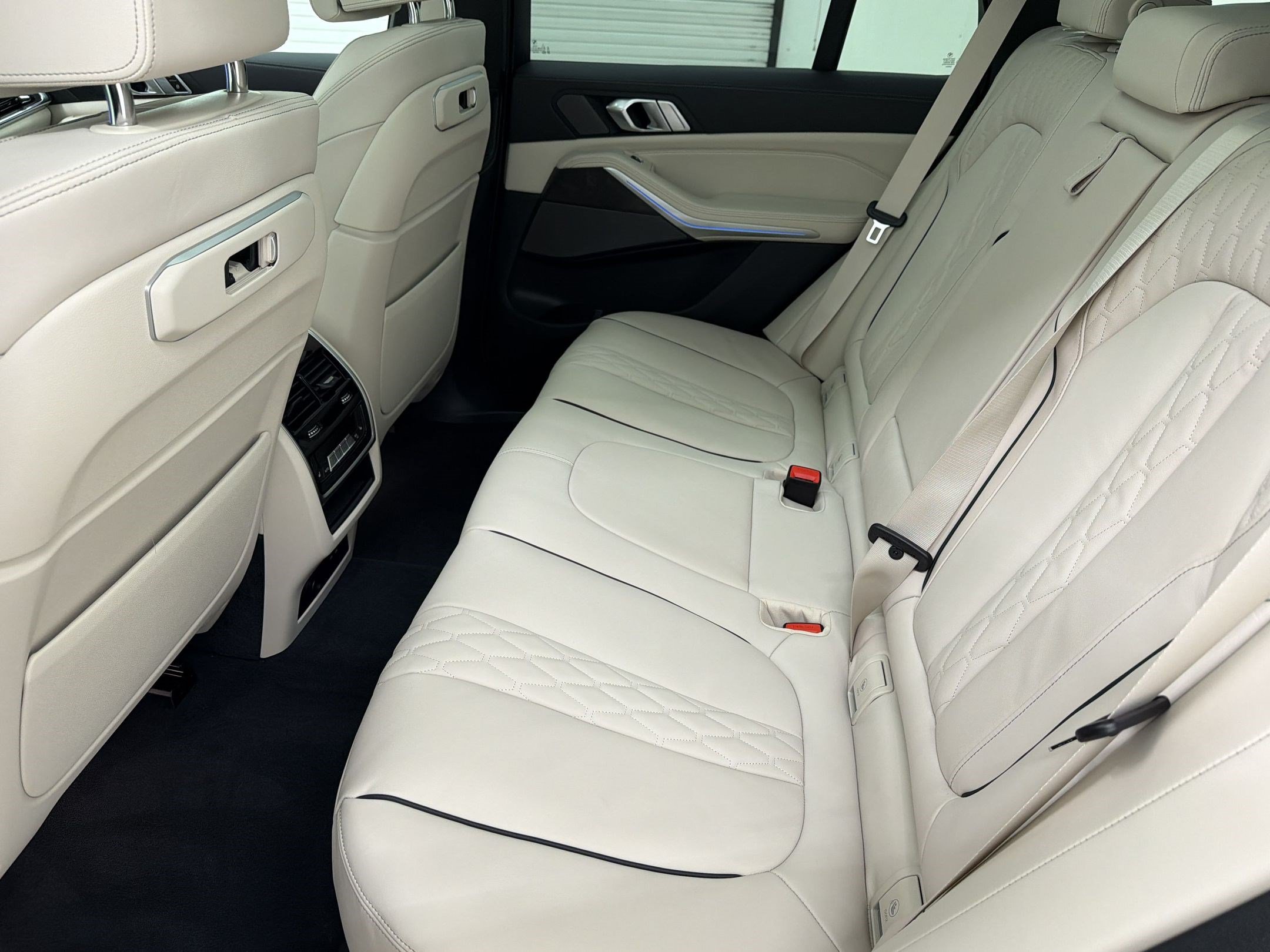 New 2026 BMW X5 xDrive50e AWD/4WD image 14