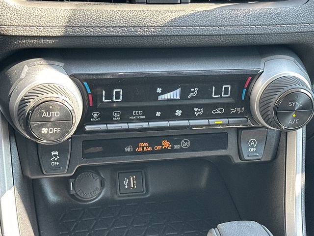 Used 2025 Toyota RAV4 XLE image 22