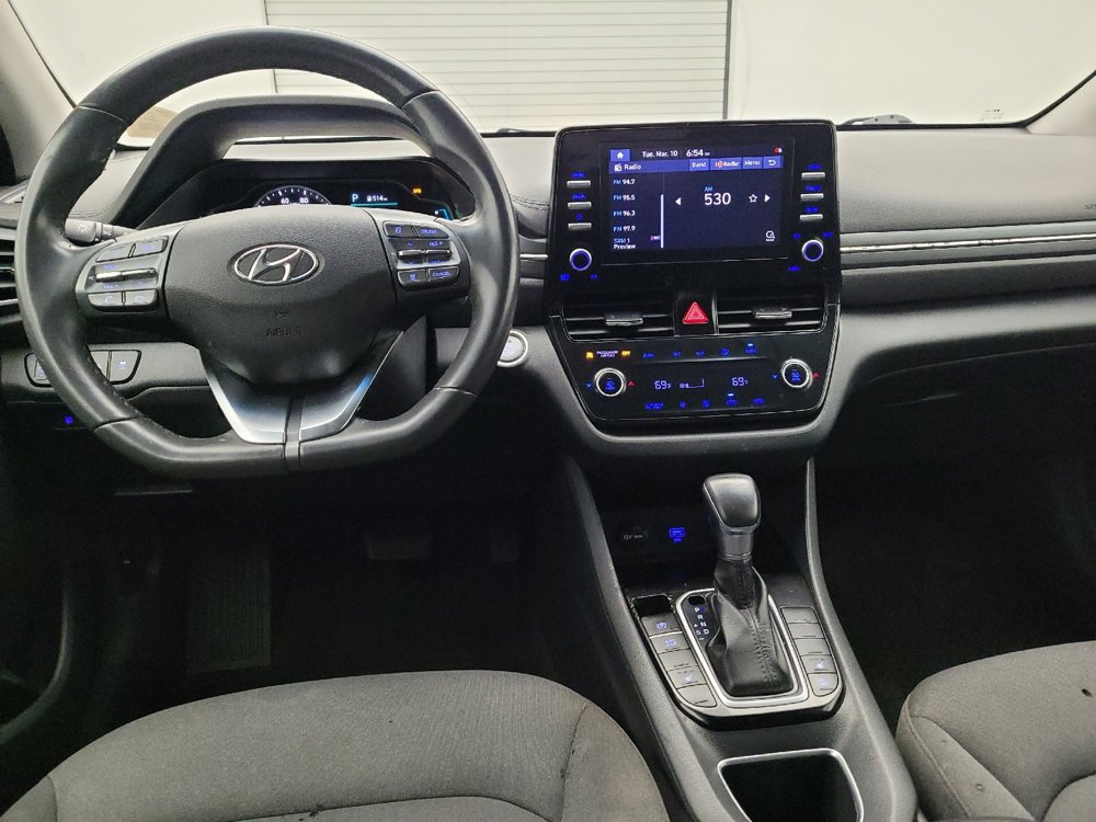 Used 2021 Hyundai Ioniq SE FWD image 22