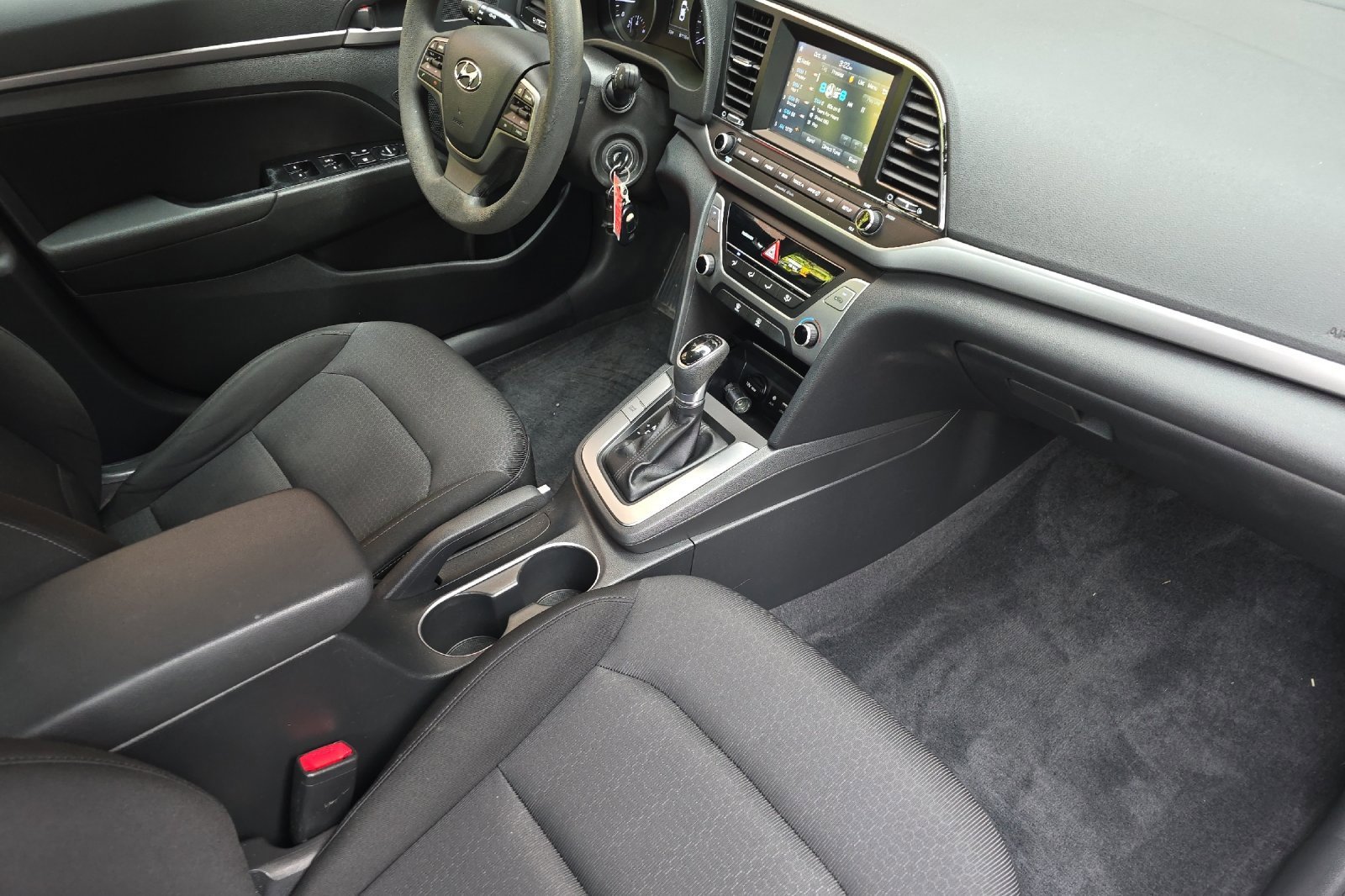 Used 2018 Hyundai Elantra SEL w/ Cargo Package image 17