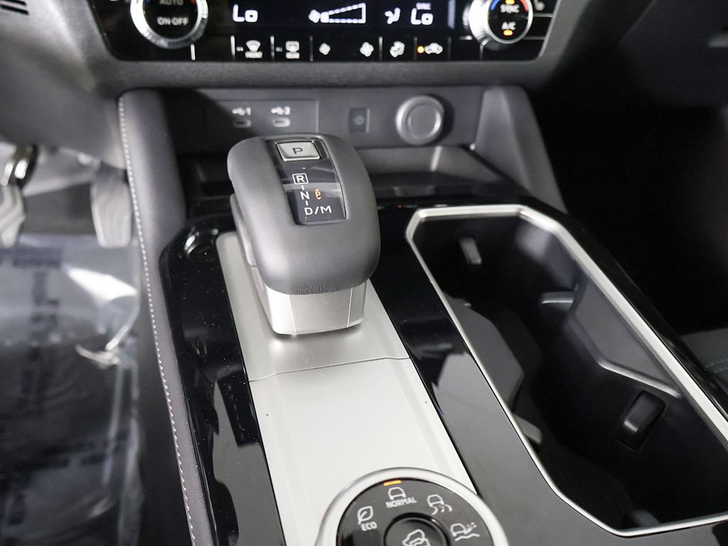 New 2026 Mitsubishi Outlander LE AWD/4WD image 45