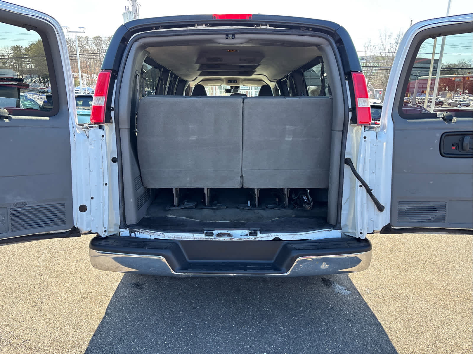 Used 2019 Chevrolet Express 3500 LT w/ LT Preferred Equipment Group image 31