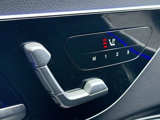 Used 2025 Mercedes-Benz CLE 300 4MATIC Coupe image 21