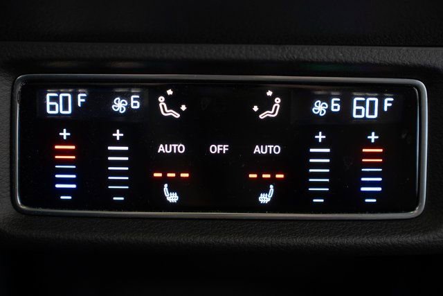 Used 2022 Audi e-tron S Prestige AWD/4WD image 19