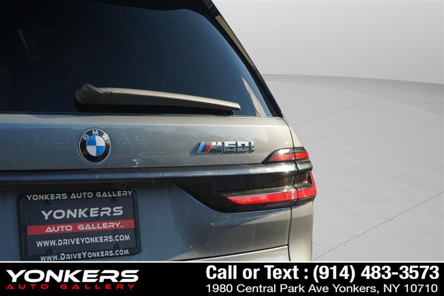 Used 2024 BMW X7 M60i w/ Executive Package image 47
