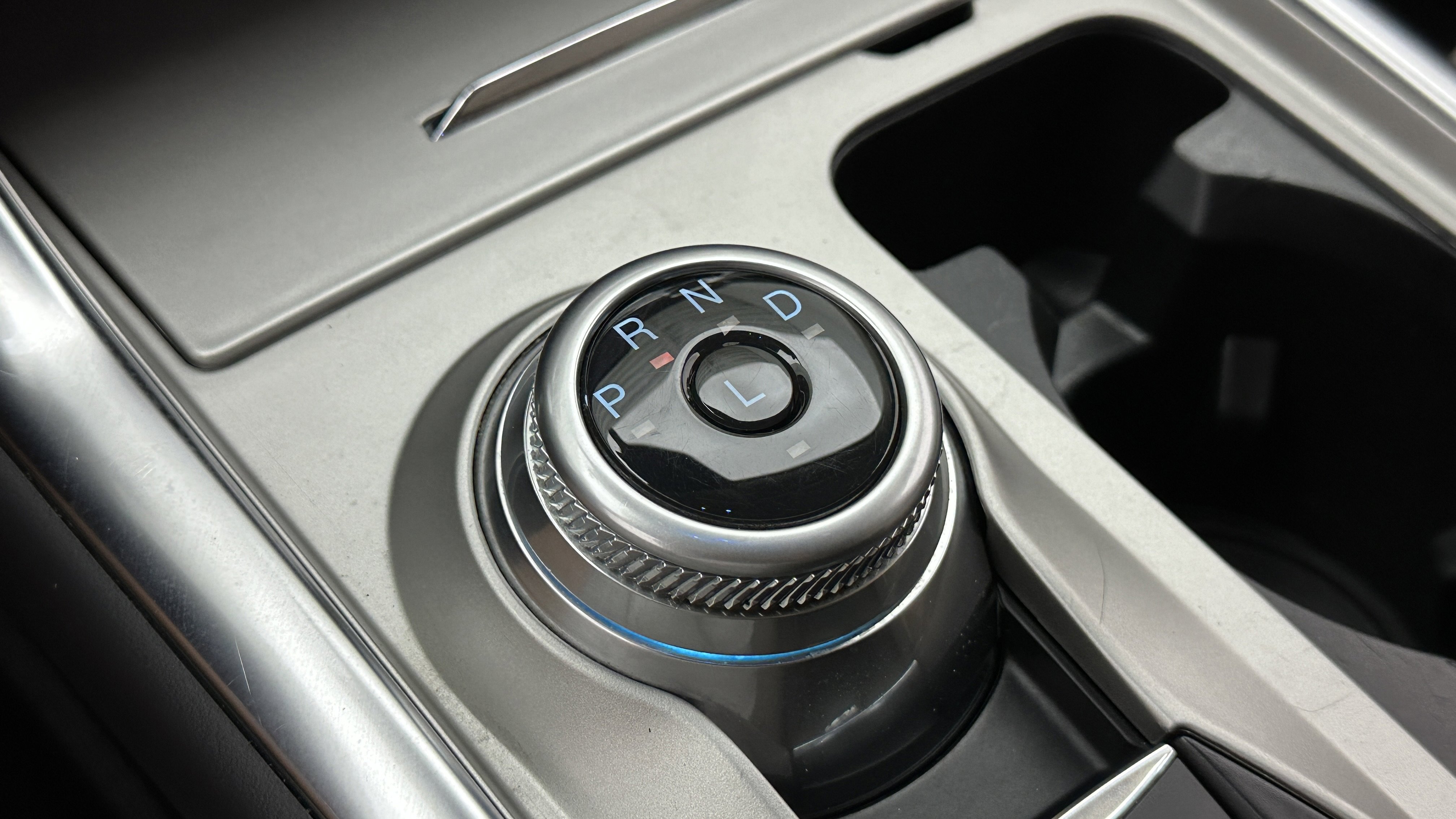 Used 2023 Ford Explorer Limited image 13