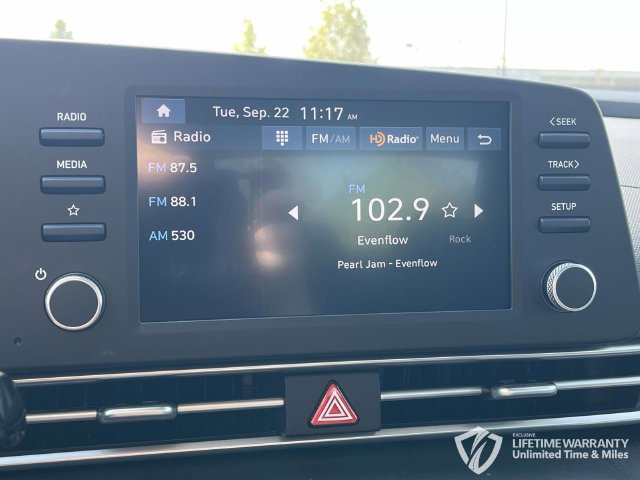 New 2026 Hyundai Elantra SE FWD image 21