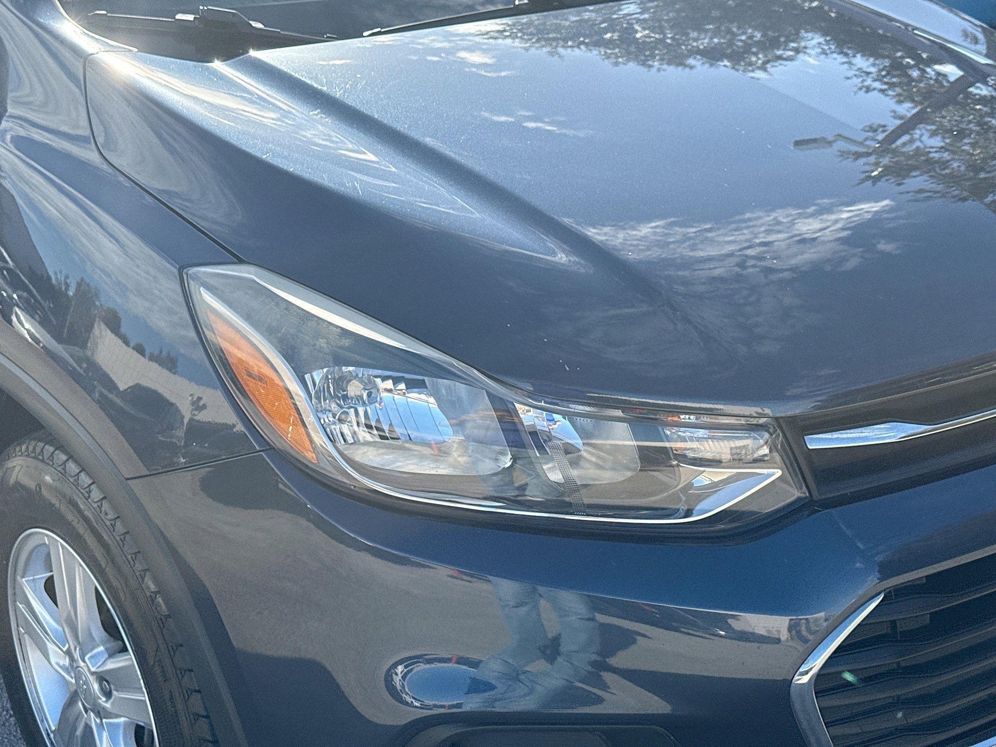 Used 2019 Chevrolet Trax LS w/ Tint and Cruise Package image 31