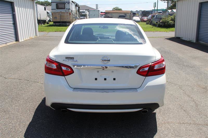 Used 2017 Nissan Altima 2.5 S w/ Power Driver Seat Package FWD image 6