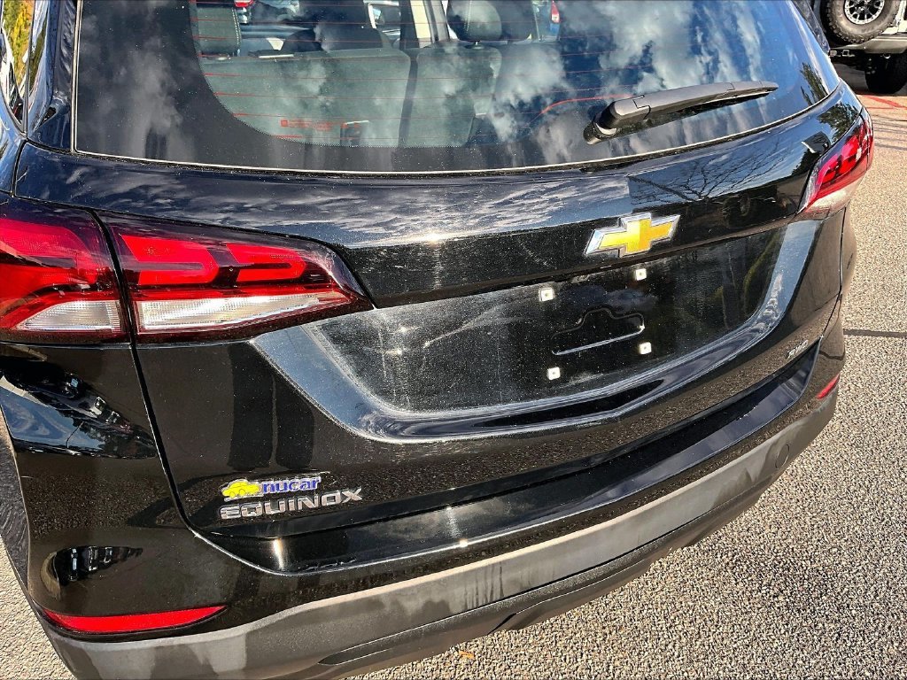 Used 2024 Chevrolet Equinox LS AWD/4WD image 27