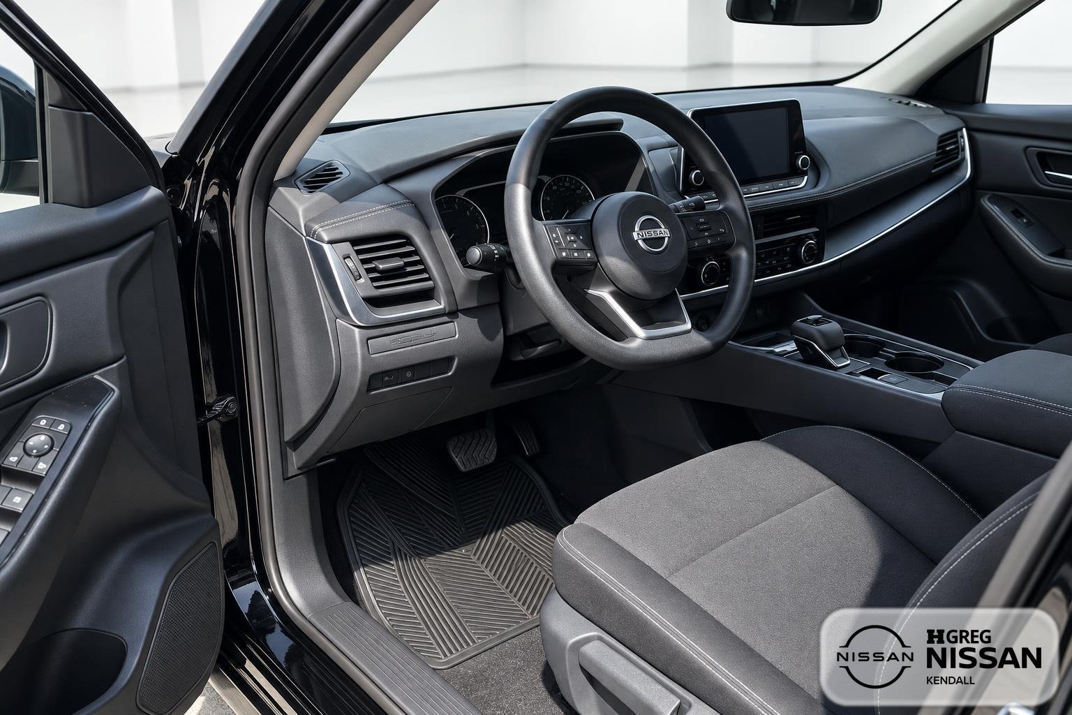 Used 2024 Nissan Rogue S FWD image 7