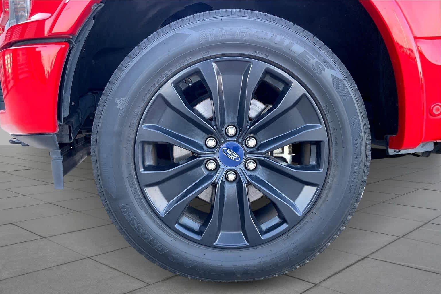 Used 2019 Ford F150 Lariat w/ Equipment Group 502A Luxury AWD/4WD image 11