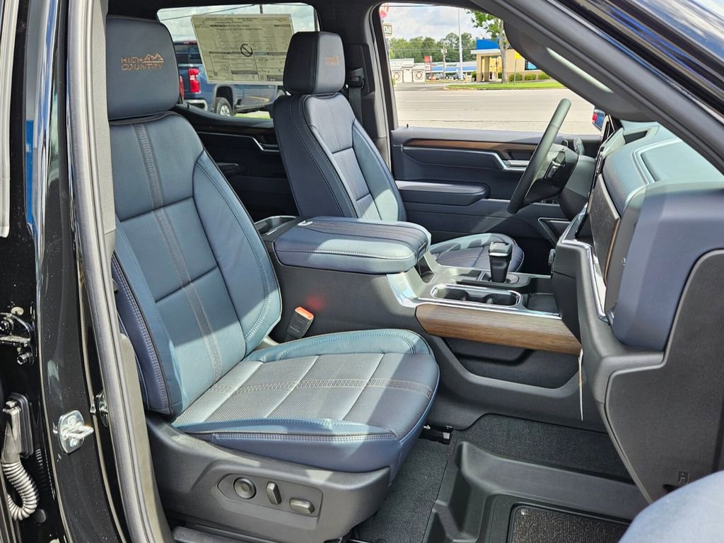 New 2025 Chevrolet Silverado 1500 High Country w/ Technology Package image 15