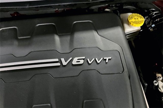 Used 2021 Jeep Cherokee Latitude Lux w/ Comfort/Convenience Group image 28