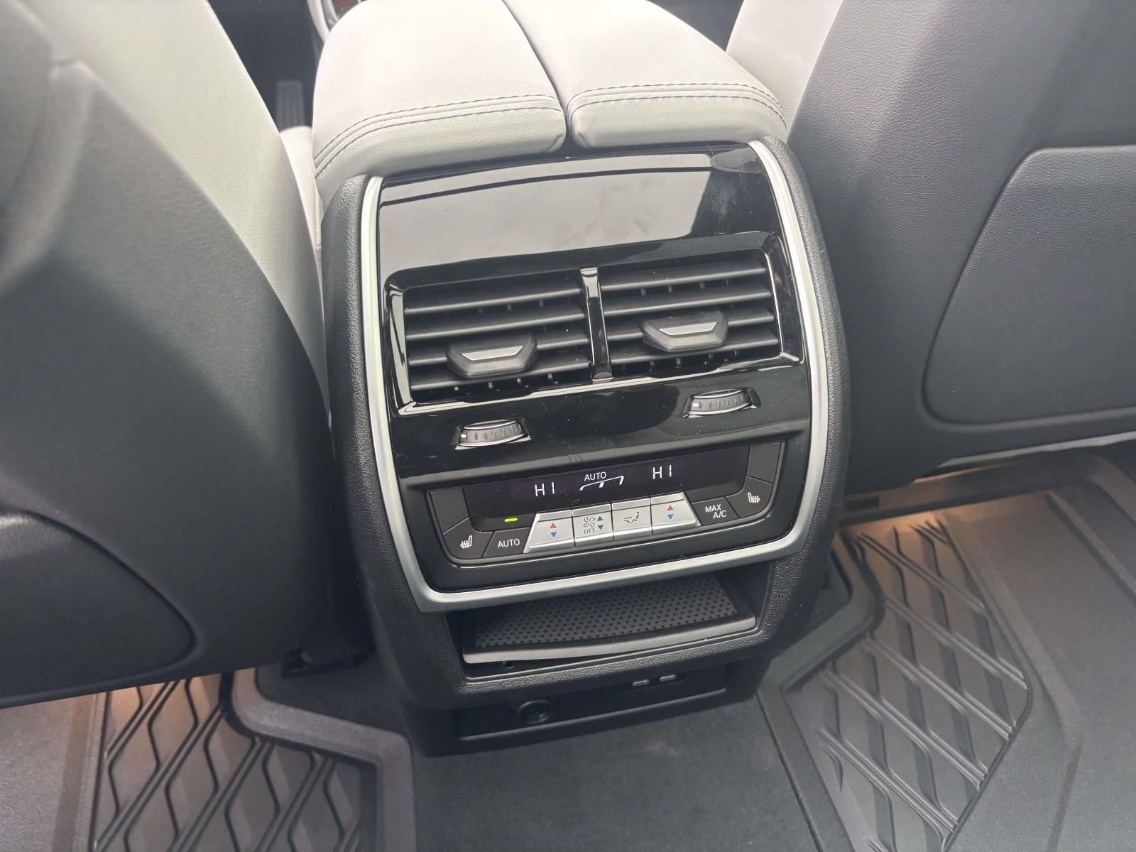 New 2026 BMW X5 xDrive40i AWD/4WD image 33