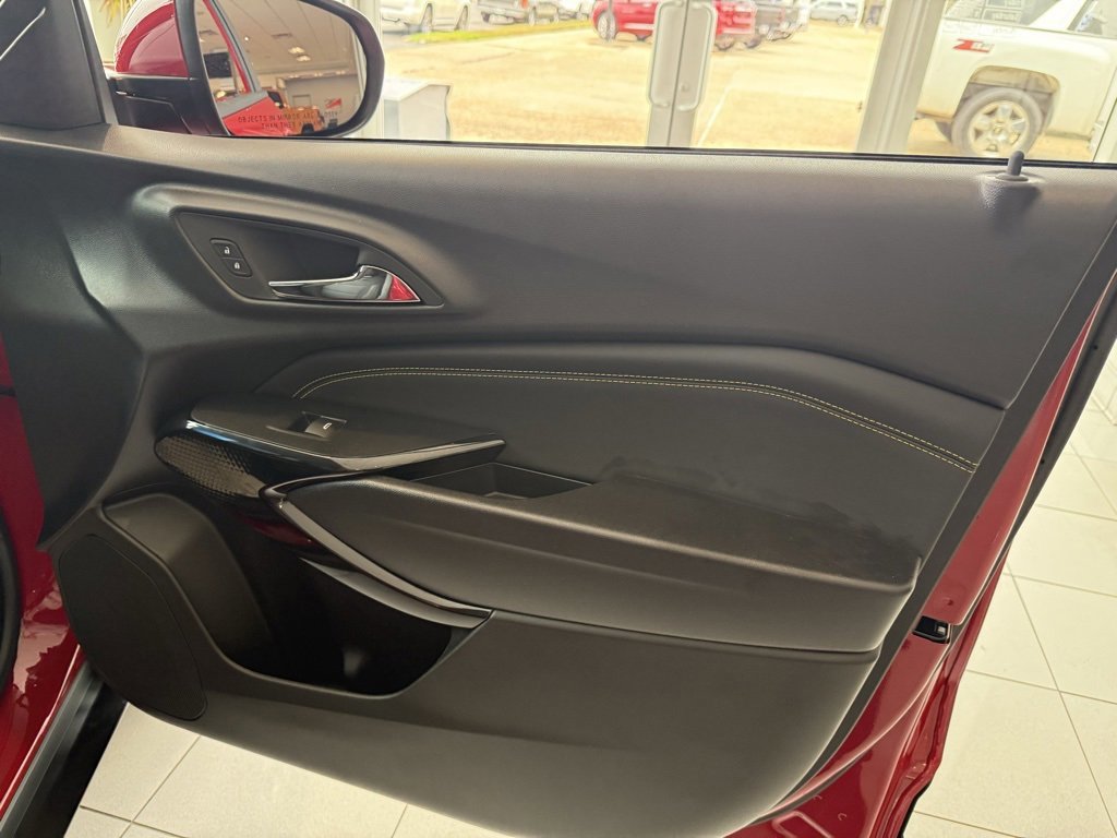 New 2026 Chevrolet Trax LT image 29