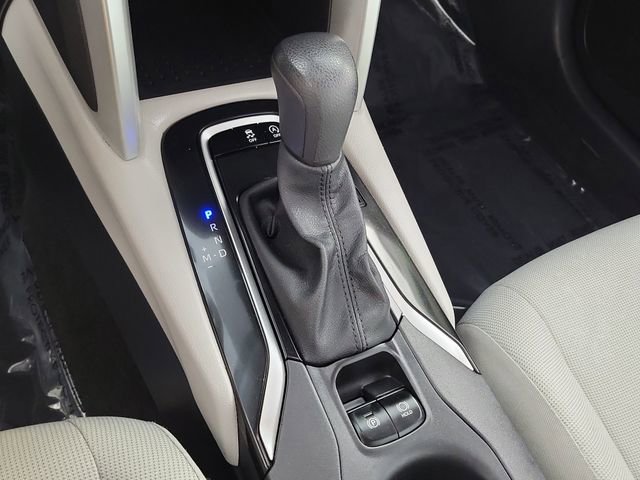 Used 2025 Toyota Corolla Cross L FWD image 30