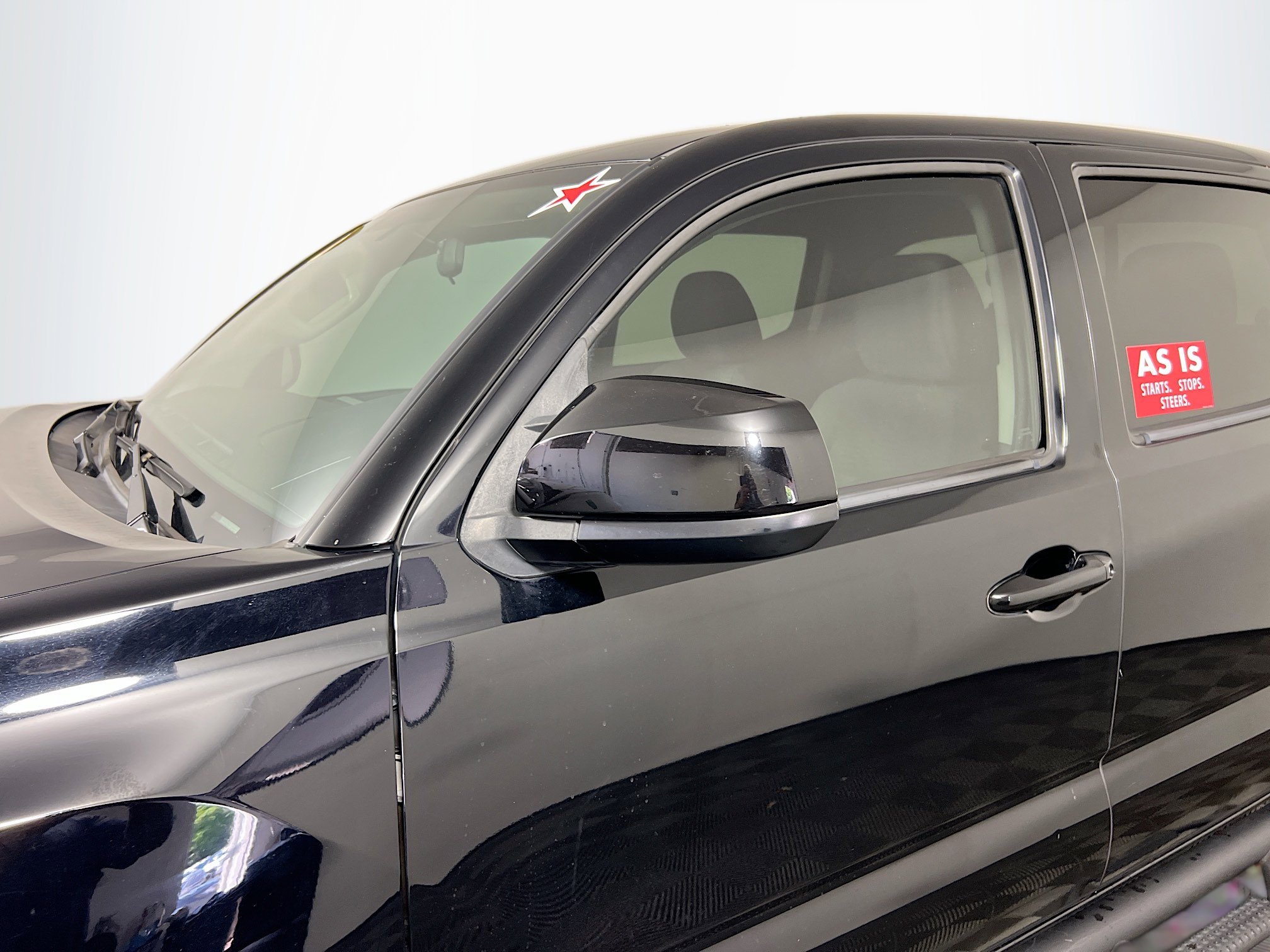 Used 2016 Toyota Tacoma SR5 w/ Towing Package image 12