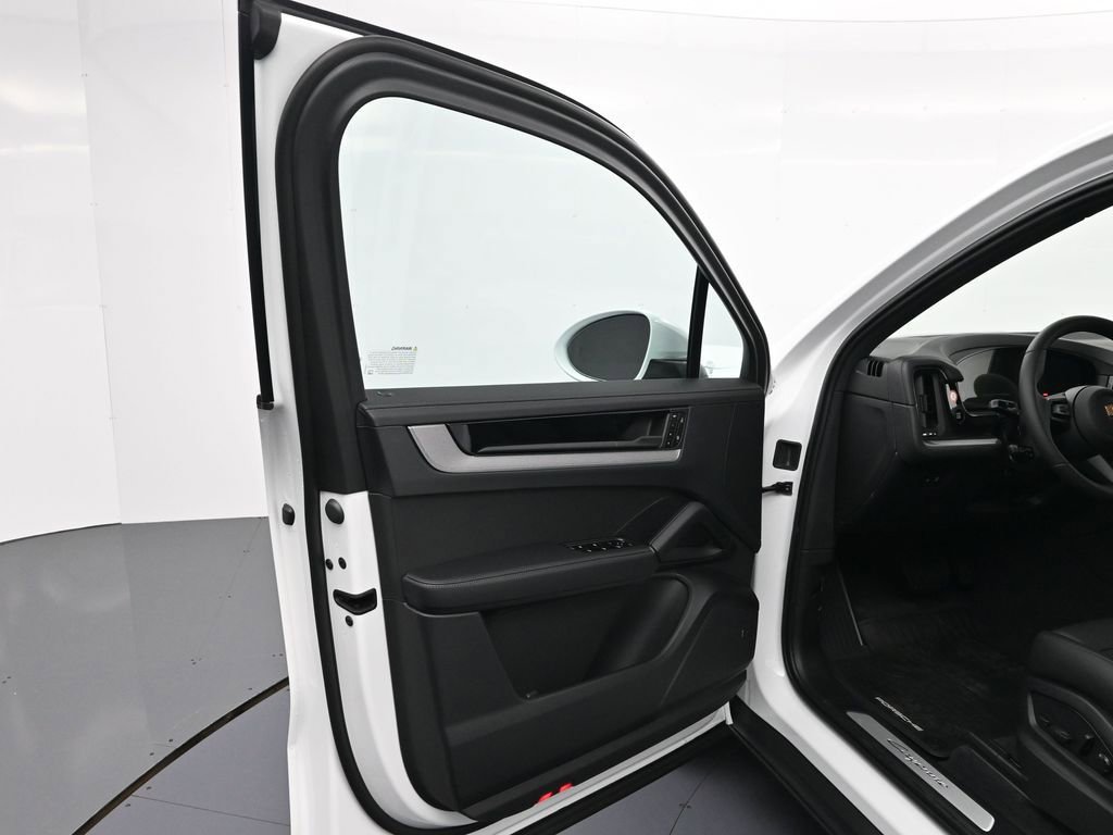 New 2026 Porsche Cayenne image 15