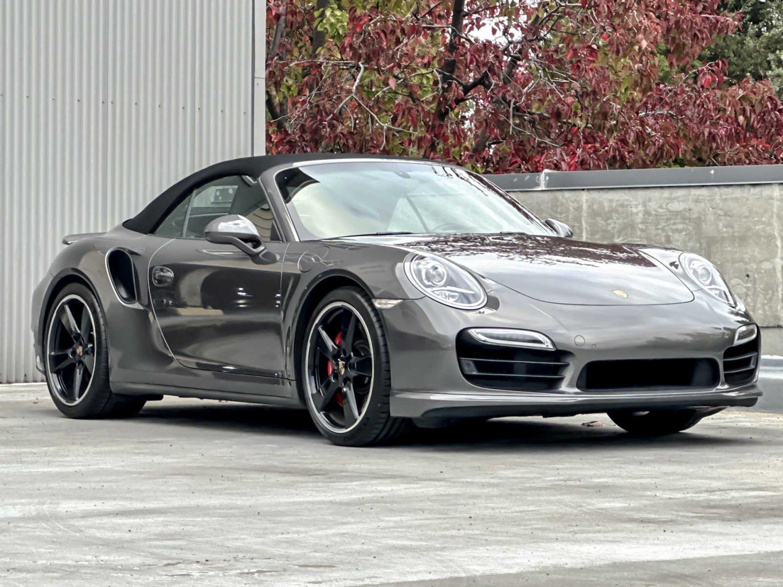 Used 2014 Porsche 911 Turbo image 12