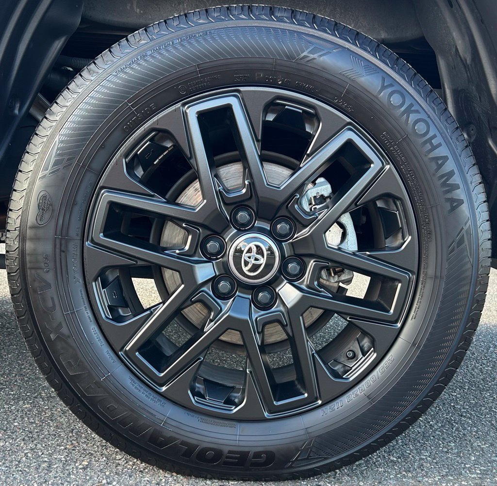 Certified 2025 Toyota Tundra Limited AWD/4WD image 28