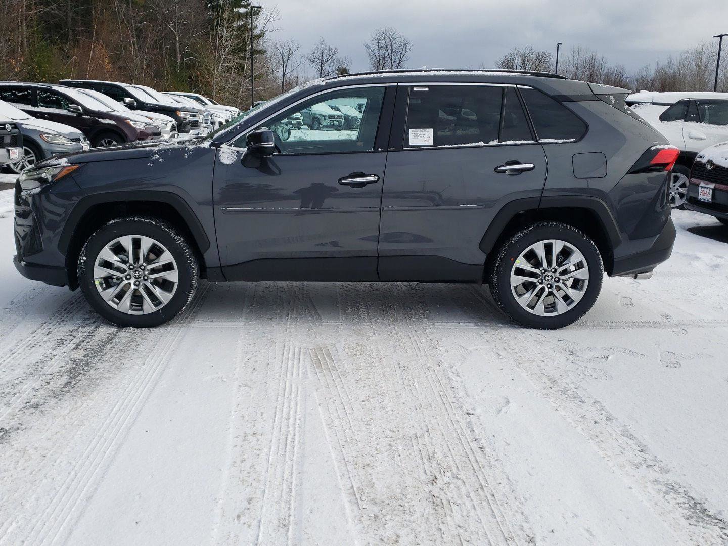 New 2025 Toyota RAV4 Limited image 6