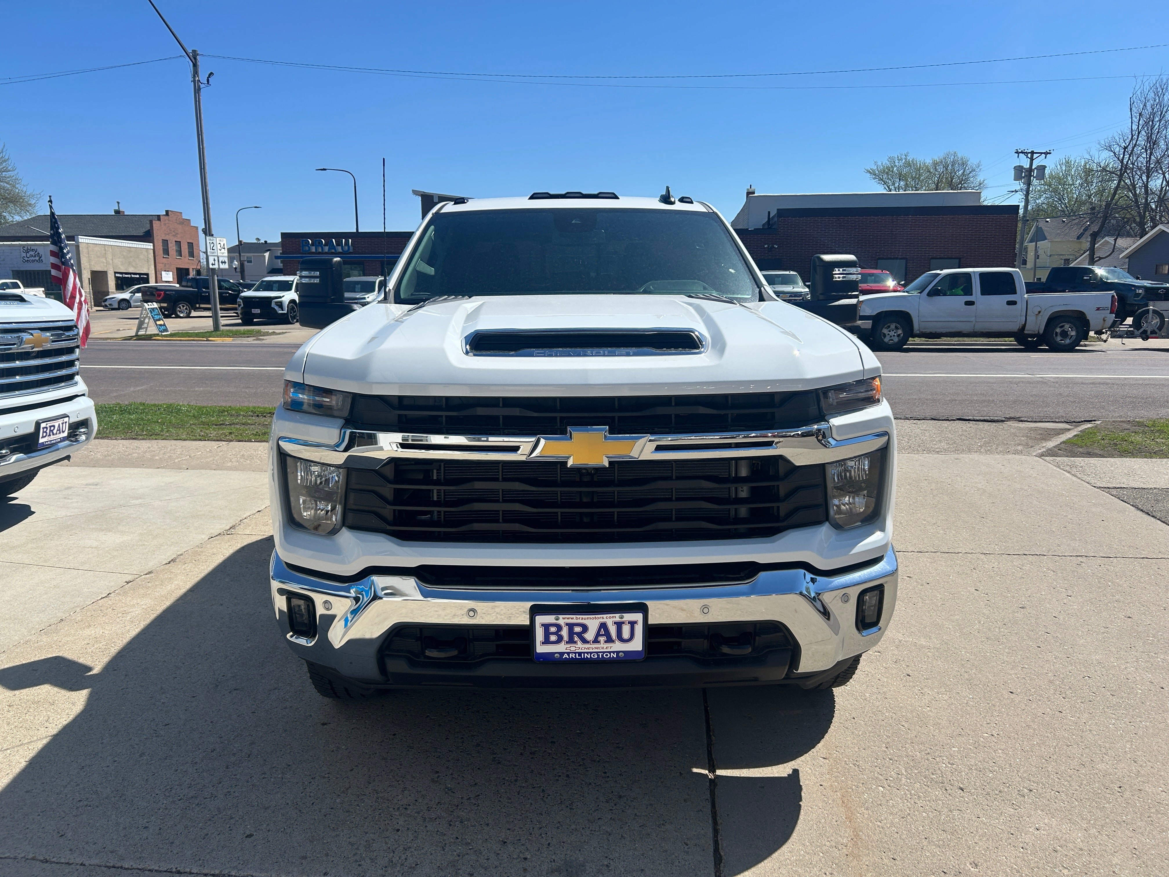 New 2026 Chevrolet Silverado 3500 LT w/ True North Edition AWD/4WD image 3