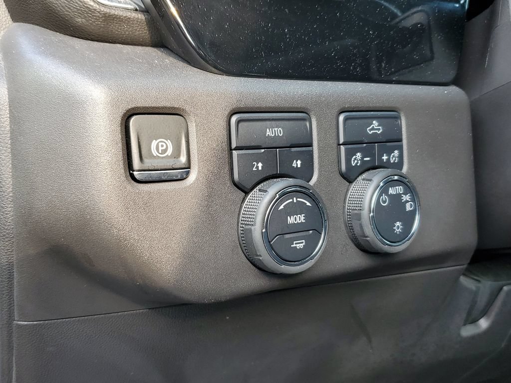 Used 2024 Chevrolet Silverado 1500 LT AWD/4WD image 14