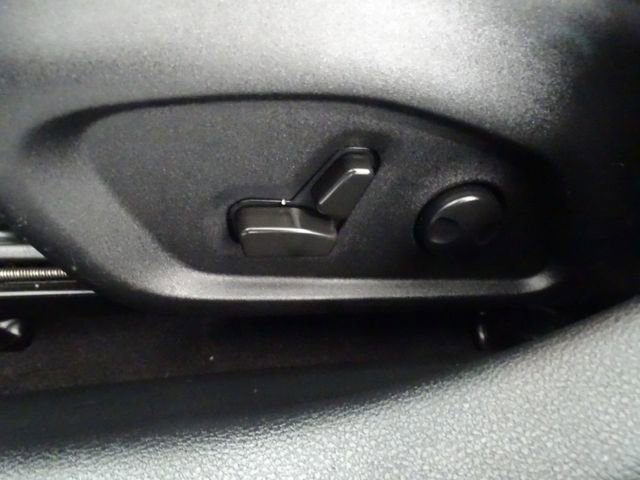 Used 2022 Jeep Compass Latitude w/ Sun and Sound Group image 3