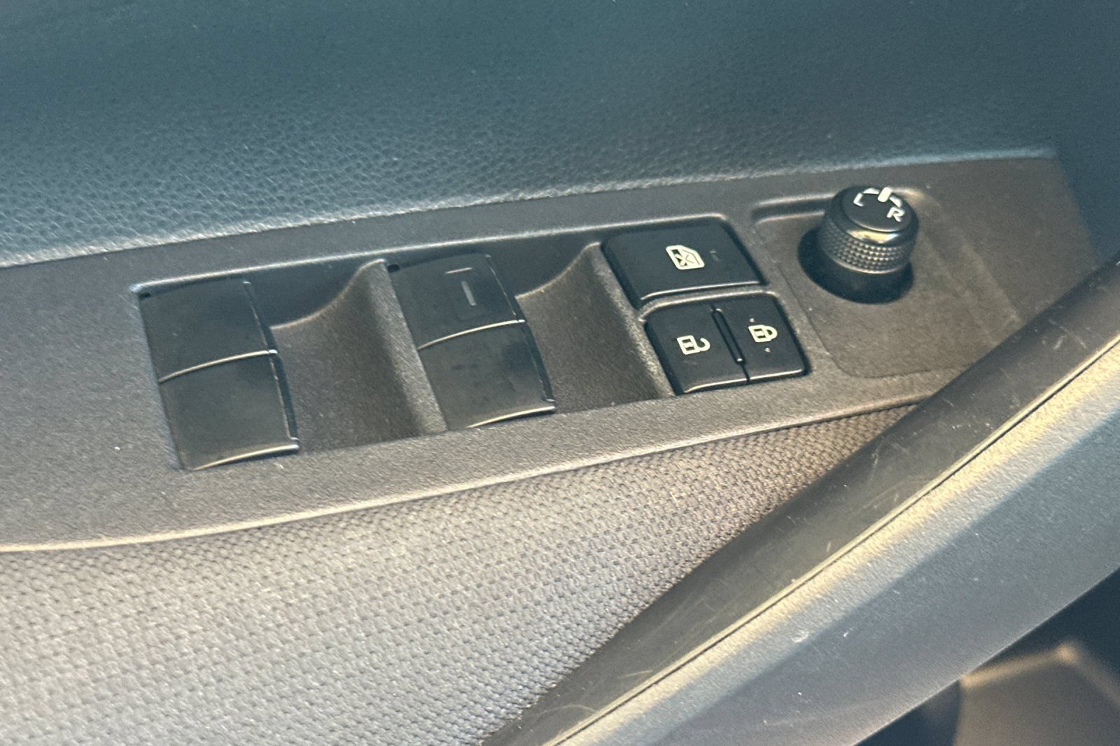 Certified 2024 Toyota Corolla LE FWD image 14