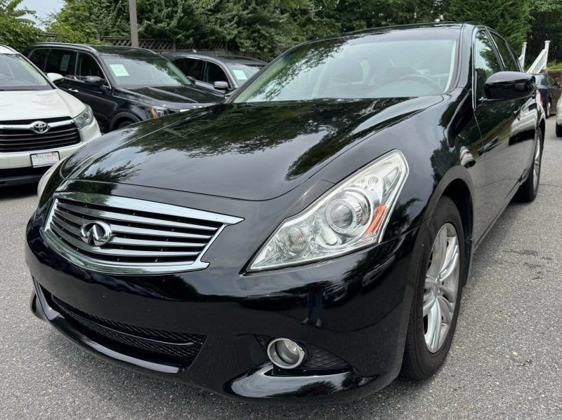 Used 2011 INFINITI G37 x Sedan w/ Premium Pkg AWD/4WD image 3