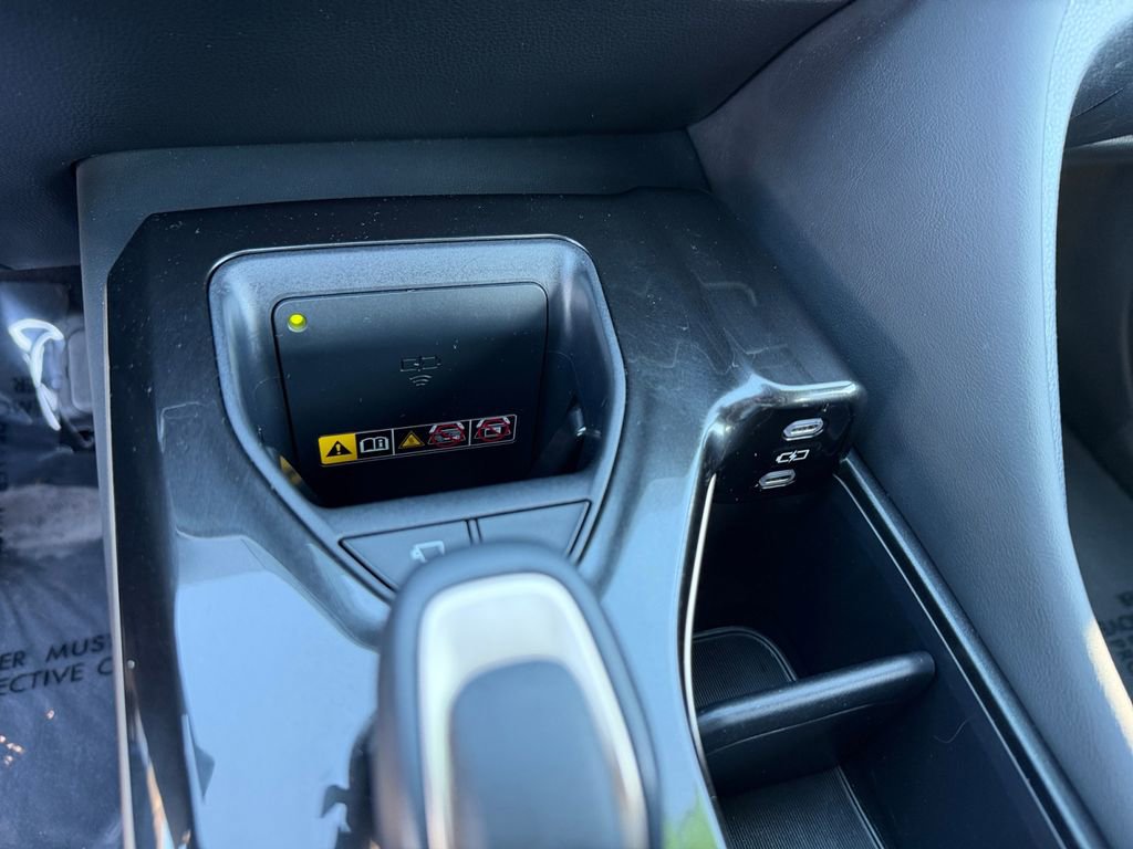 Used 2025 Toyota Crown Signia w/ Advanced Technology Package AWD/4WD image 27