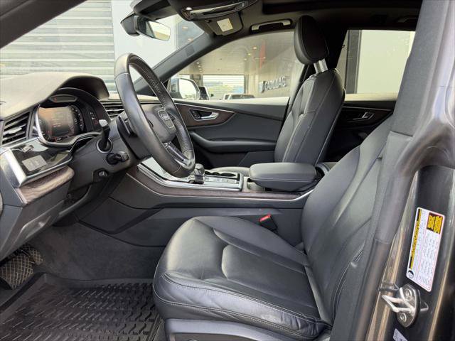 Used 2019 Audi Q8 Premium Plus w/ Premium Plus AWD/4WD image 20