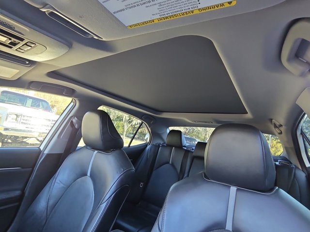 Used 2020 Toyota Camry XSE image 20