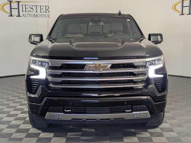 Used 2024 Chevrolet Silverado 1500 High Country image 3