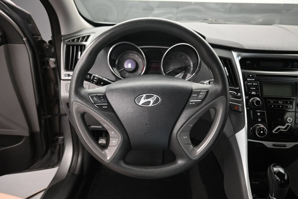 Used 2013 Hyundai Sonata GLS w/ Popular Equipment Pkg FWD image 20