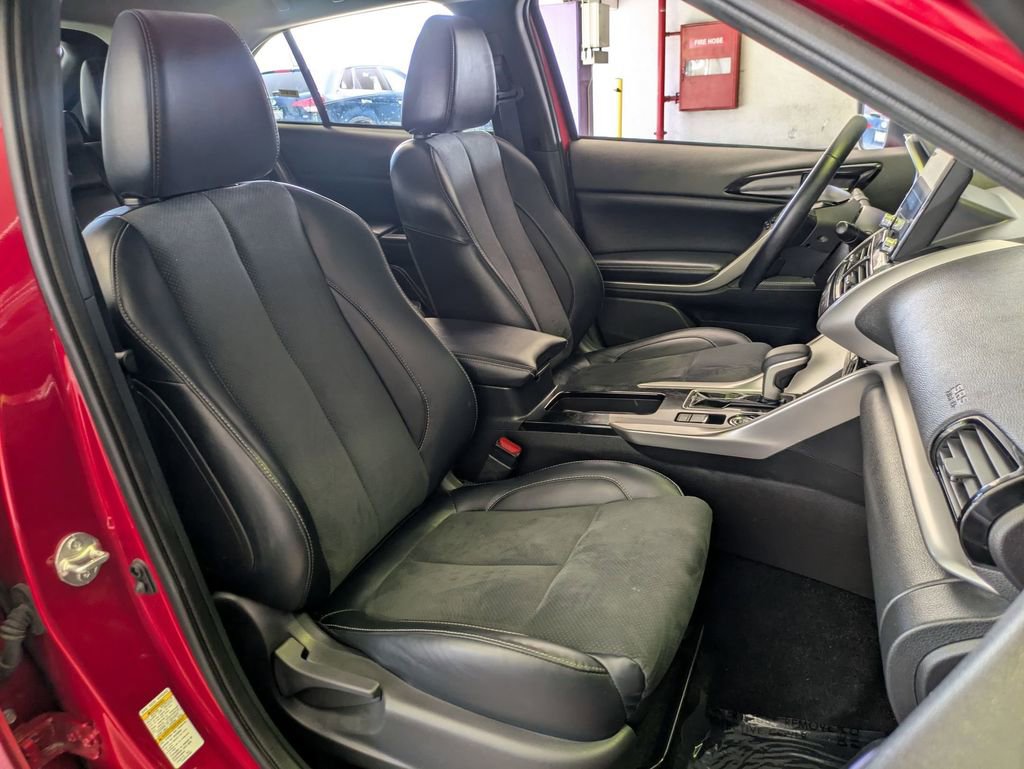 Used 2025 Mitsubishi Eclipse Cross SE AWD/4WD image 28