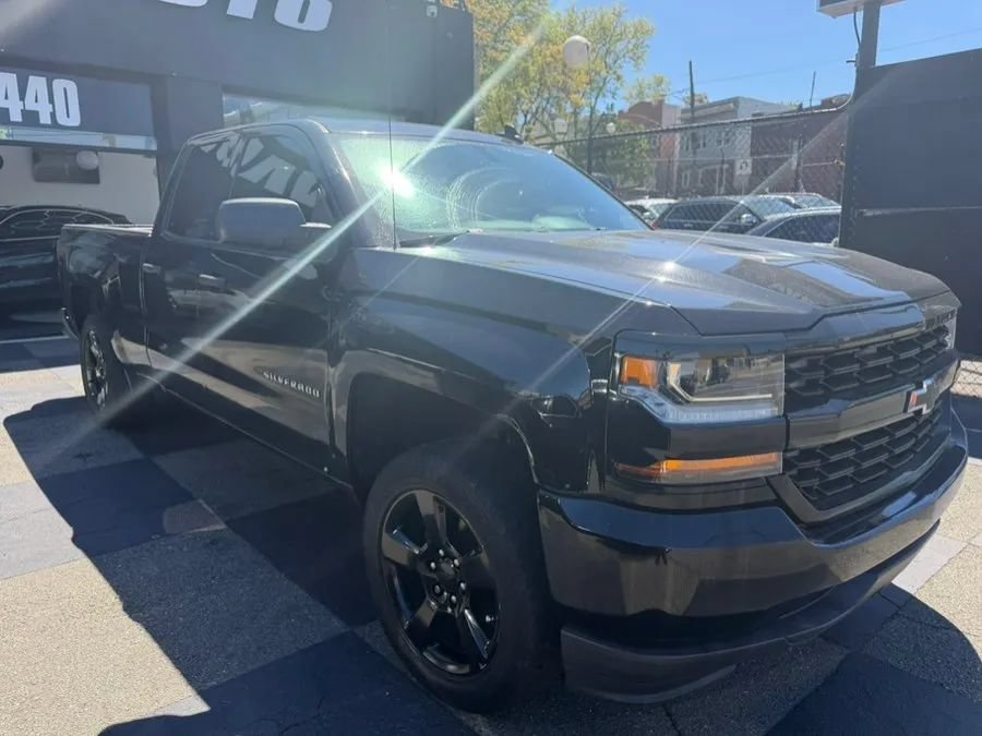 Used 2016 Chevrolet Silverado 1500 W/T w/ Black Out Edition RWD image 3