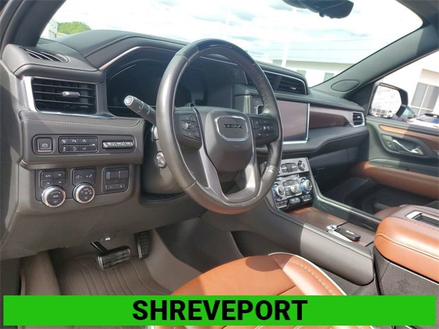 Used 2024 GMC Yukon XL Denali Ultimate image 10
