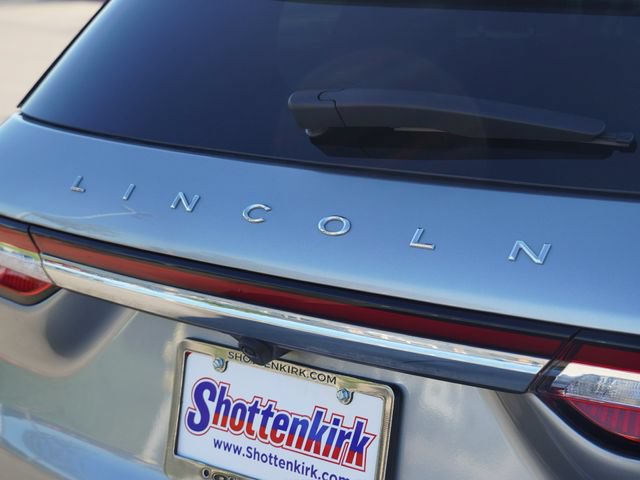 Used 2024 Lincoln Corsair Reserve w/ Equipment Group 201A FWD image 16