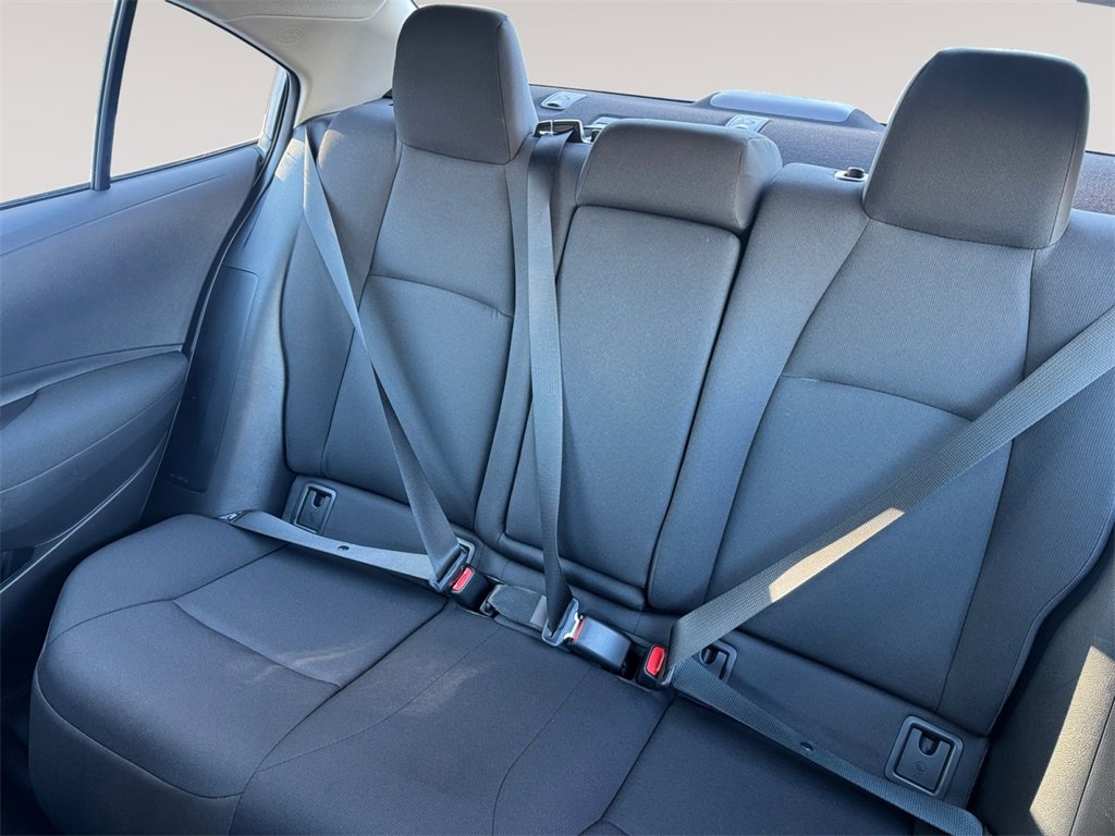 Used 2025 Toyota Corolla LE image 13