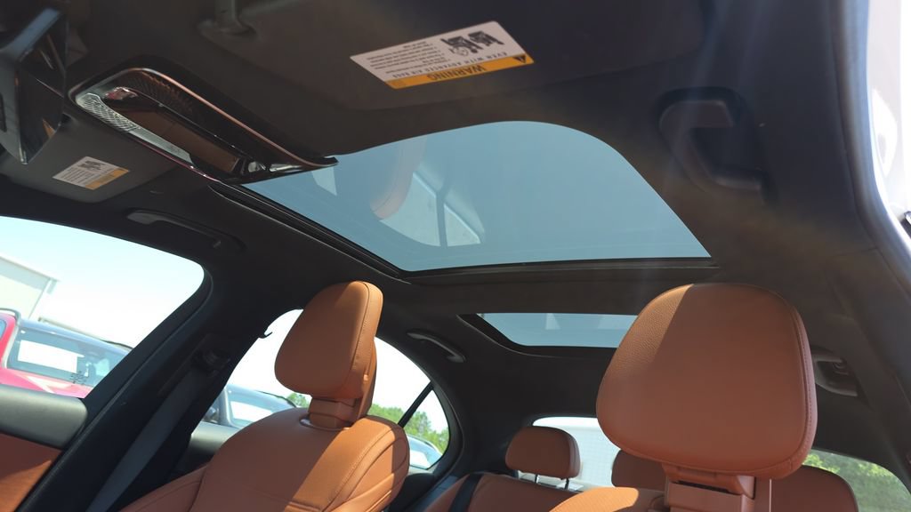 Certified 2025 Mercedes-Benz C 300 Sedan image 22
