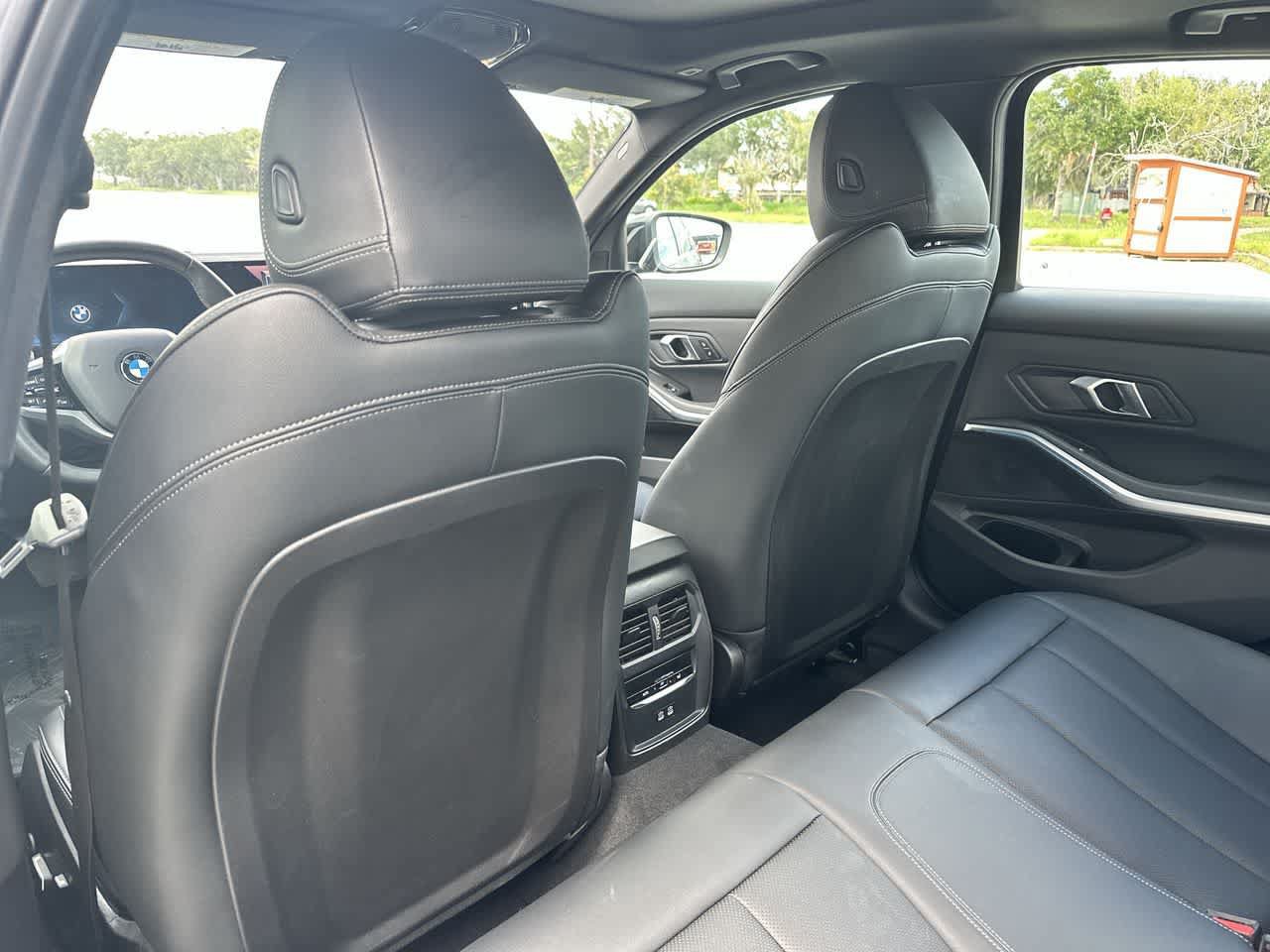 Used 2025 BMW 330i xDrive Sedan AWD/4WD image 22